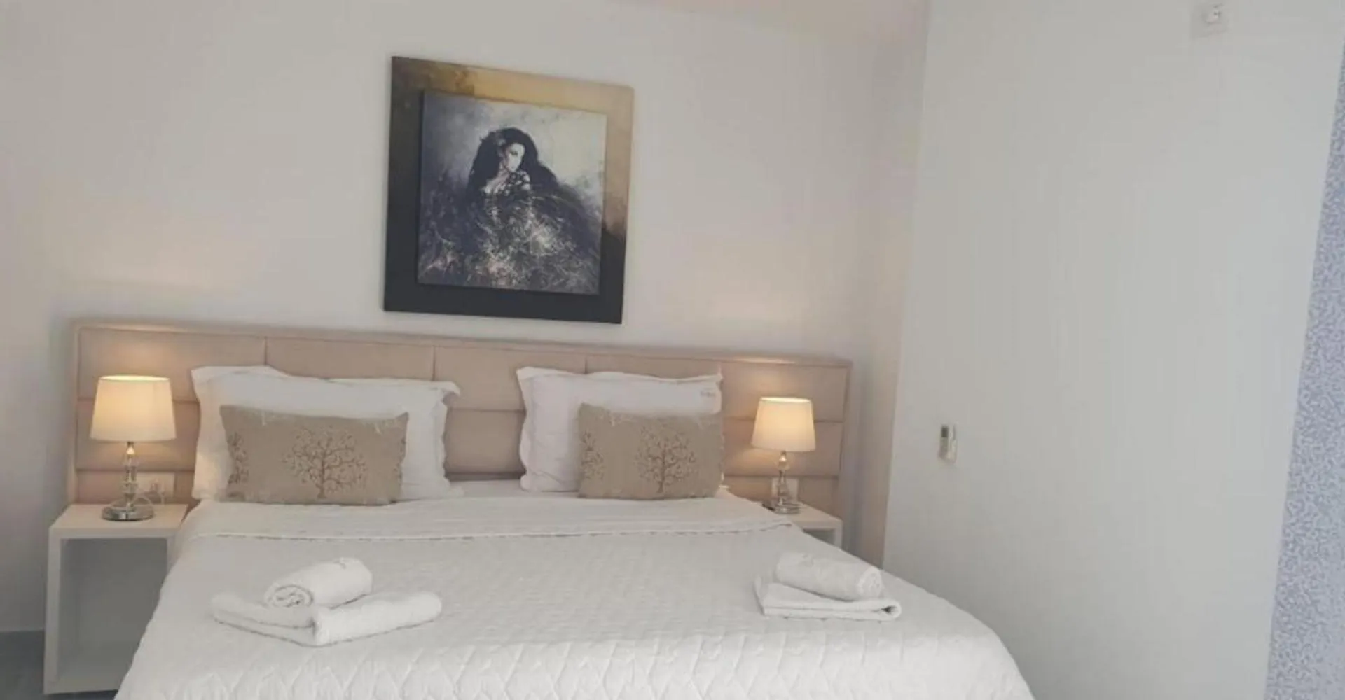 Ceko Hotel Sarande