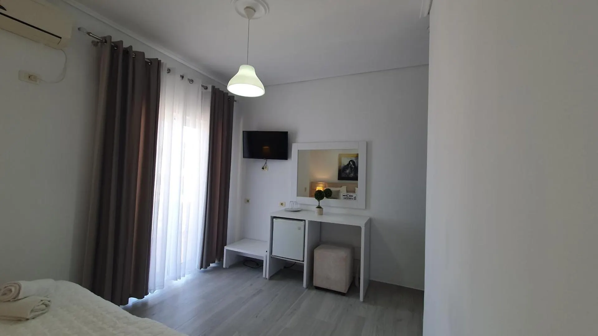 Ceko Hotel Sarande Albania