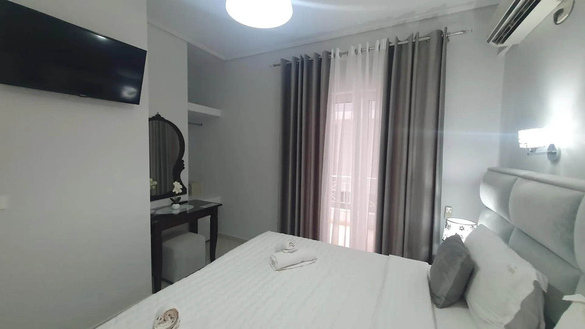 Ceko Hotel Sarande