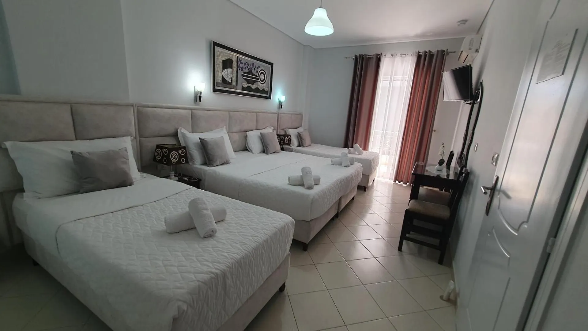 Ceko Hotel Sarande