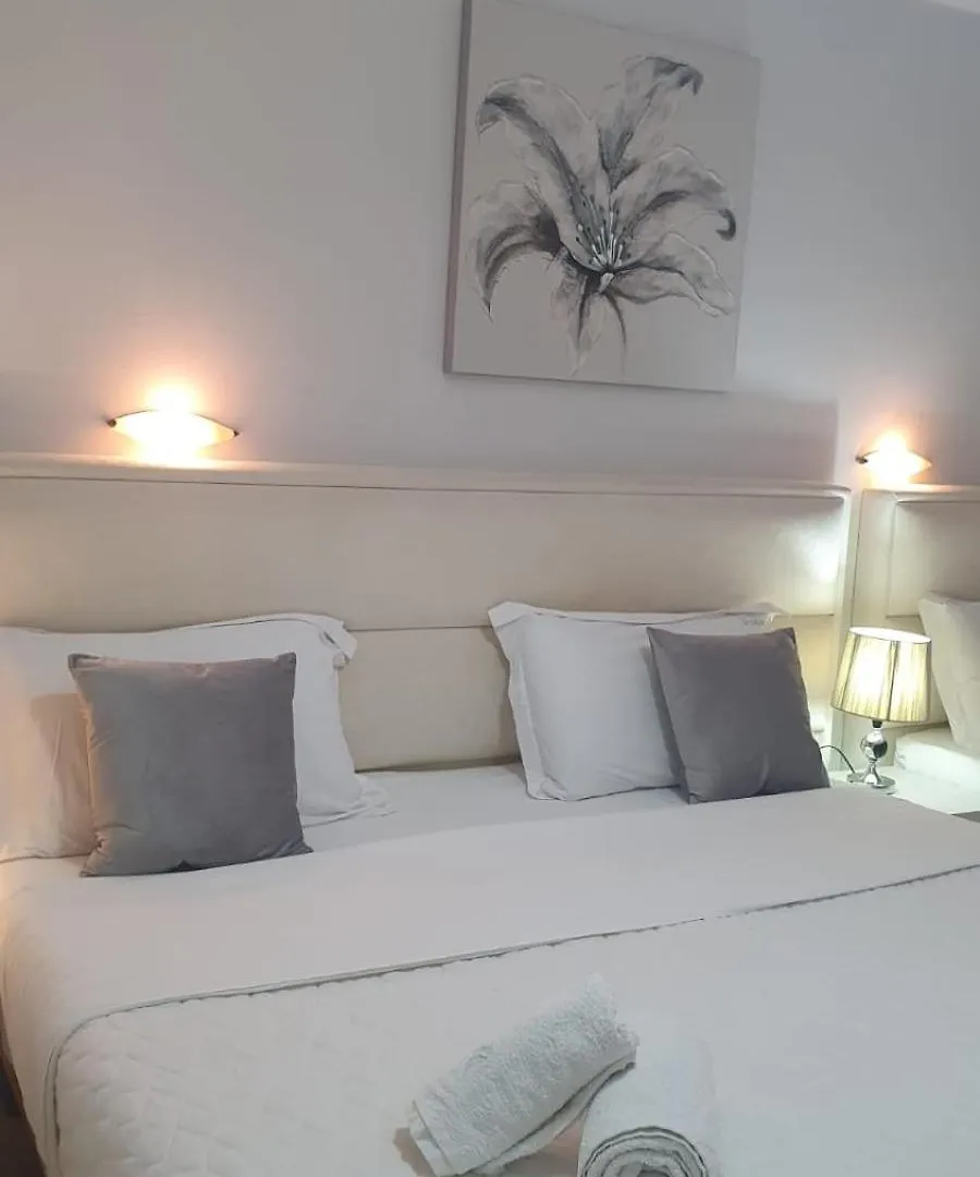 Ceko Hotel Saranda